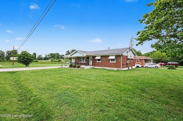 4631 Idle Hour Dr, Louisville, KY 40216