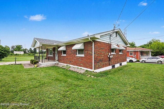 4631 Idle Hour Dr, Louisville, KY 40216