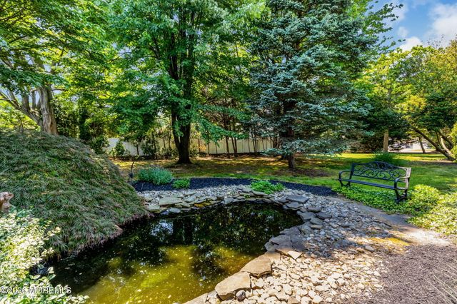 15 Chestnut Street, Port Monmouth, NJ 07758