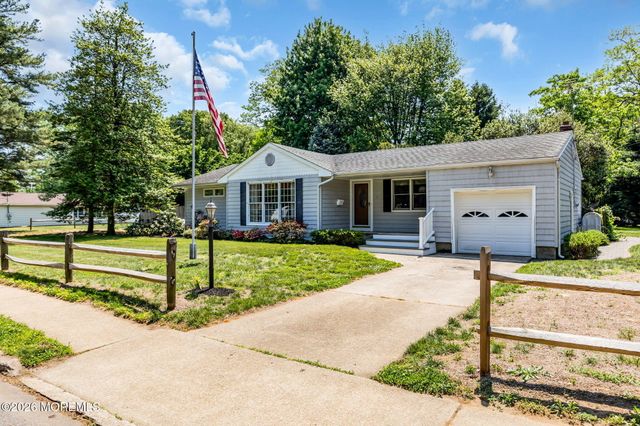 15 Chestnut Street, Port Monmouth, NJ 07758