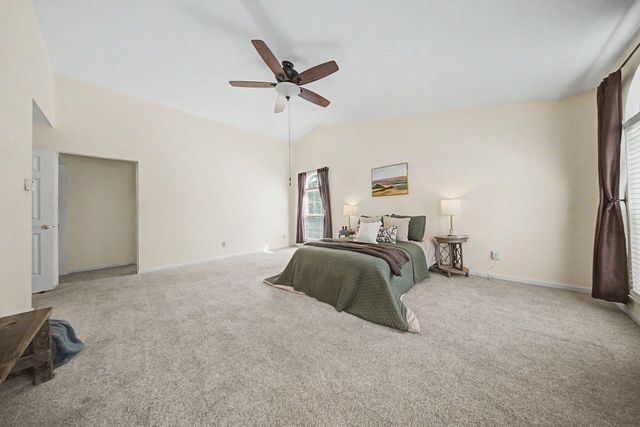 7001 Shadetree Court, Florence, KY 41042
