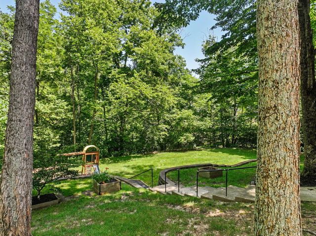 7001 Shadetree Court, Florence, KY 41042