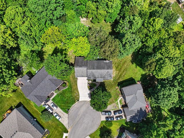 7001 Shadetree Court, Florence, KY 41042