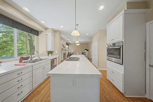 7001 Shadetree Court, Florence, KY 41042