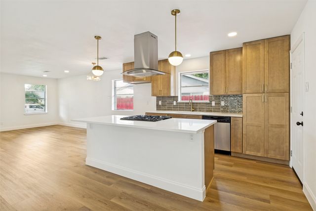 437 Summit Drive, Richardson, TX 75081
