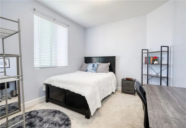 1267 Gold King Place Circle, Dinuba, CA 93618