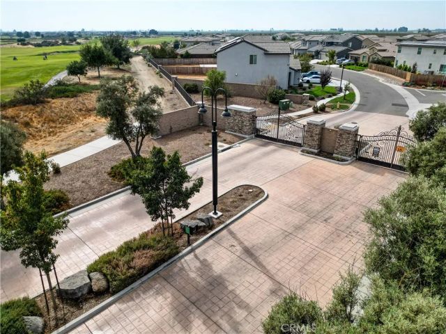 1267 Gold King Place Circle, Dinuba, CA 93618