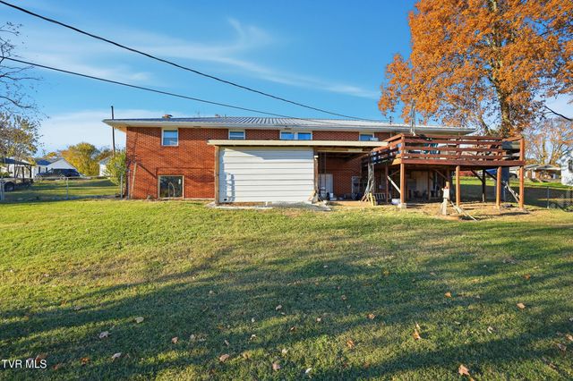 432 Dogwood Street, Mount Carmel, TN 37645