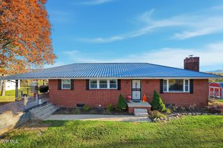 432 Dogwood Street, Mount Carmel, TN 37645