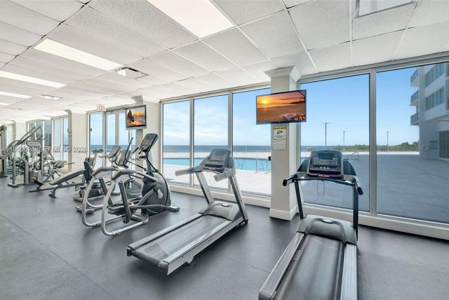 7135 Collins Ave 1025, Miami Beach, FL 33141