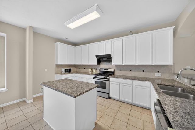 2411 Horned Owl Drive, Katy, TX 77494