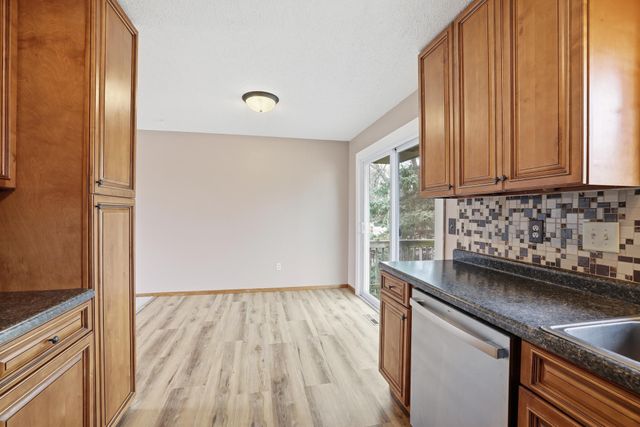 1057 Tamarack Lane, Lino Lakes, MN 55014