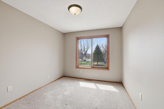 1057 Tamarack Lane, Lino Lakes, MN 55014