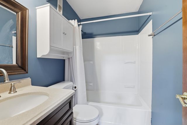 1057 Tamarack Lane, Lino Lakes, MN 55014