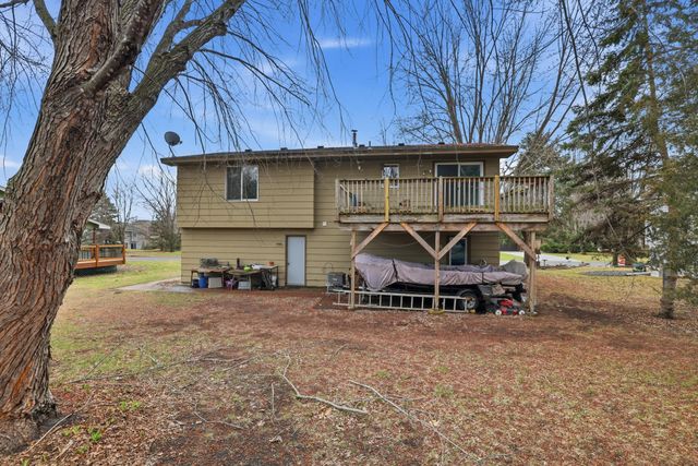 1057 Tamarack Lane, Lino Lakes, MN 55014