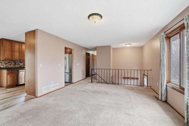 1057 Tamarack Lane, Lino Lakes, MN 55014