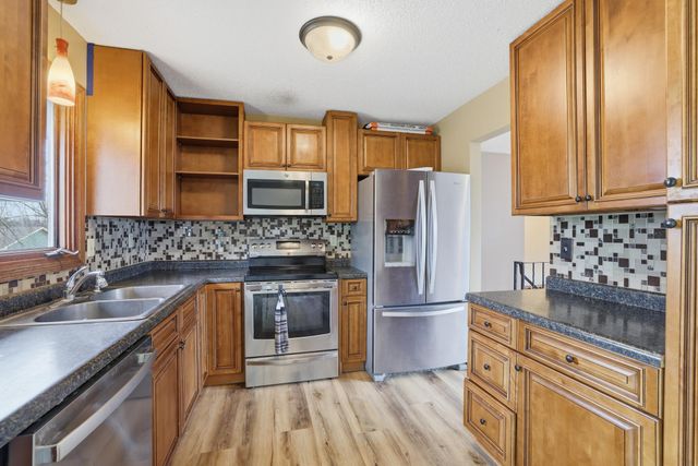 1057 Tamarack Lane, Lino Lakes, MN 55014