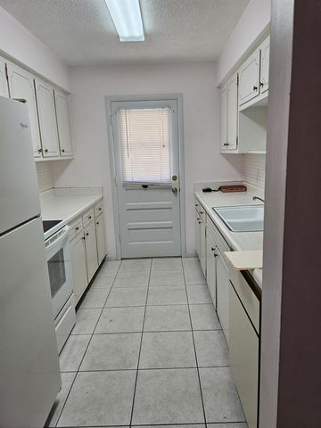 2348 Shelley Street 1, Clearwater, FL 33765