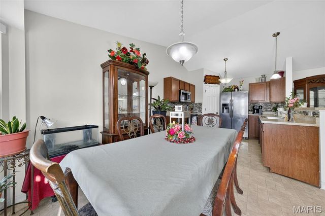 3557 Yellow Jasmine Drive, Bridgeton, MO 63044