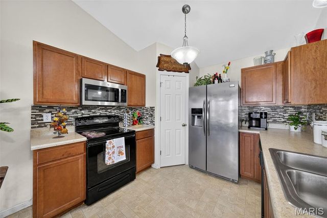 3557 Yellow Jasmine Drive, Bridgeton, MO 63044