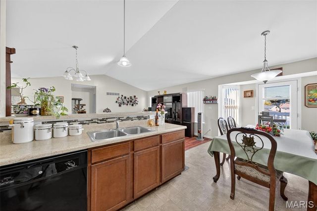 3557 Yellow Jasmine Drive, Bridgeton, MO 63044