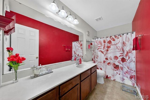 3557 Yellow Jasmine Drive, Bridgeton, MO 63044