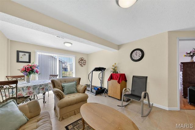 3557 Yellow Jasmine Drive, Bridgeton, MO 63044