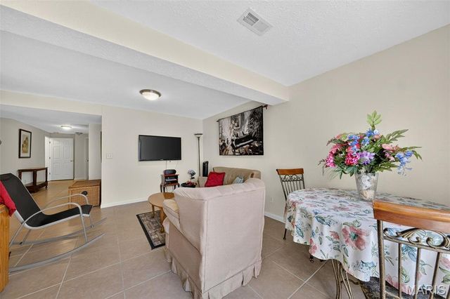 3557 Yellow Jasmine Drive, Bridgeton, MO 63044