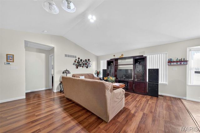 3557 Yellow Jasmine Drive, Bridgeton, MO 63044