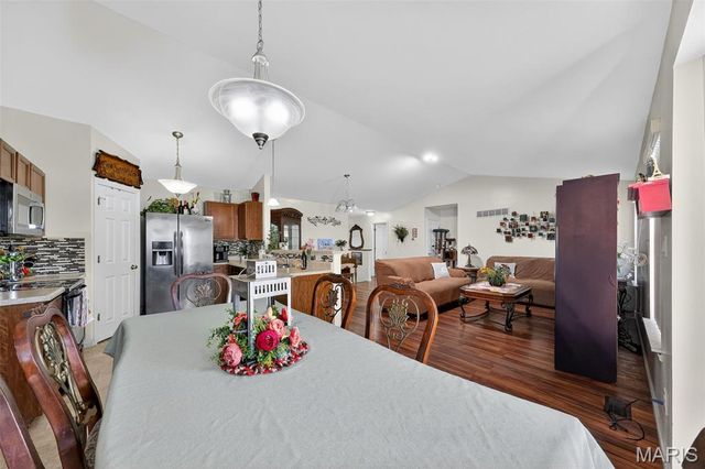 3557 Yellow Jasmine Drive, Bridgeton, MO 63044