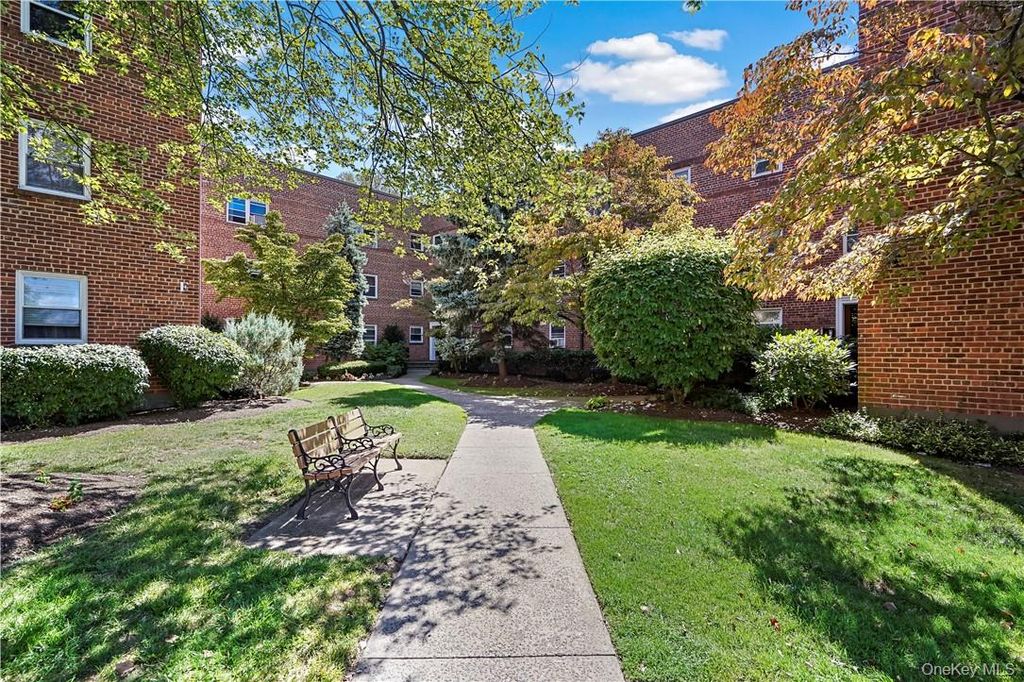 330 S Broadway H4, Tarrytown, NY 10591