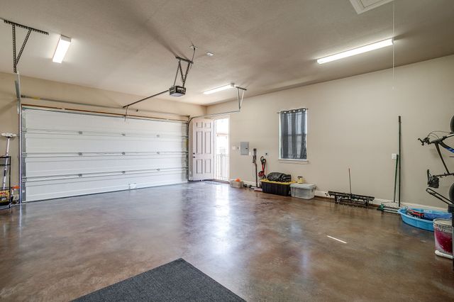 8613 Tuscan Way, Godley, TX 76044