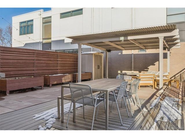 3216 Zuni St, Denver, CO 80211