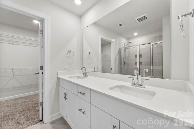 13112 Kenworth Road, Charlotte, NC 28278