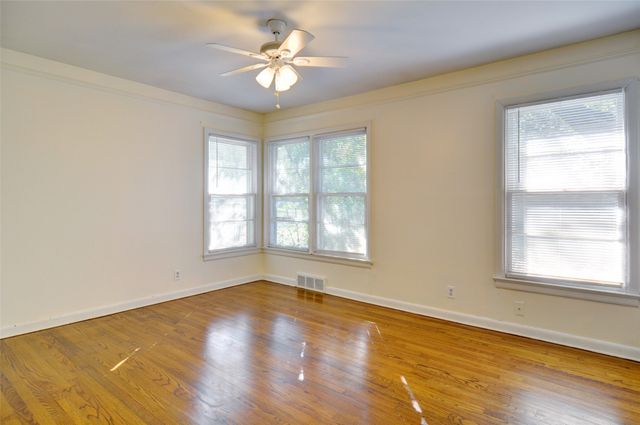 3367 Binyon Avenue, Fort Worth, TX 76133
