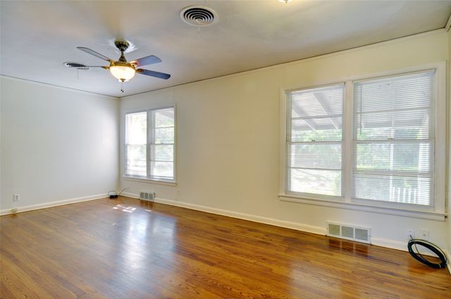 3367 Binyon Avenue, Fort Worth, TX 76133