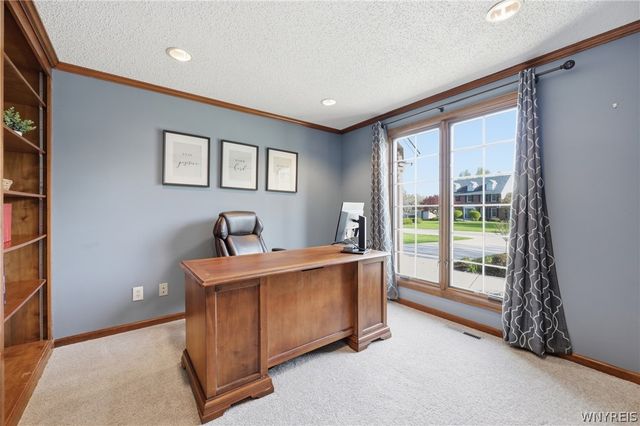 8265 Lisa Lane, Clarence, NY 14051
