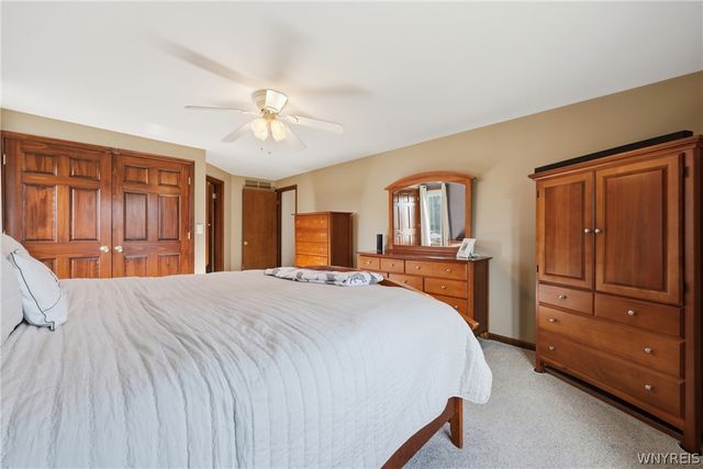 8265 Lisa Lane, Clarence, NY 14051