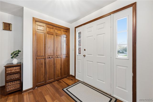 8265 Lisa Lane, Clarence, NY 14051