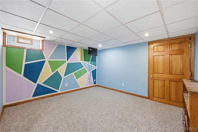 8265 Lisa Lane, Clarence, NY 14051