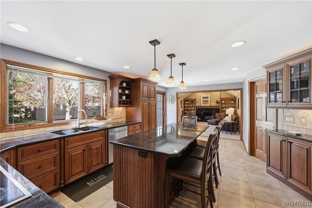 8265 Lisa Lane, Clarence, NY 14051