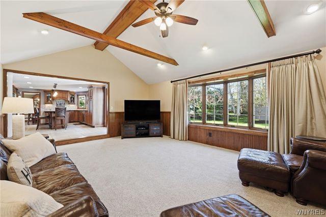 8265 Lisa Lane, Clarence, NY 14051