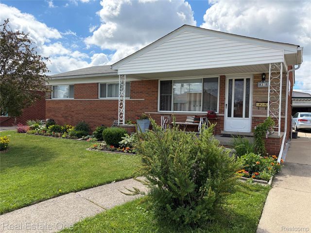 8318 Stanley Drive, Warren, MI 48093