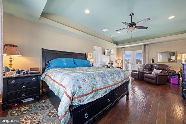 52 DIANE ROAD, Manahawkin, NJ 08050