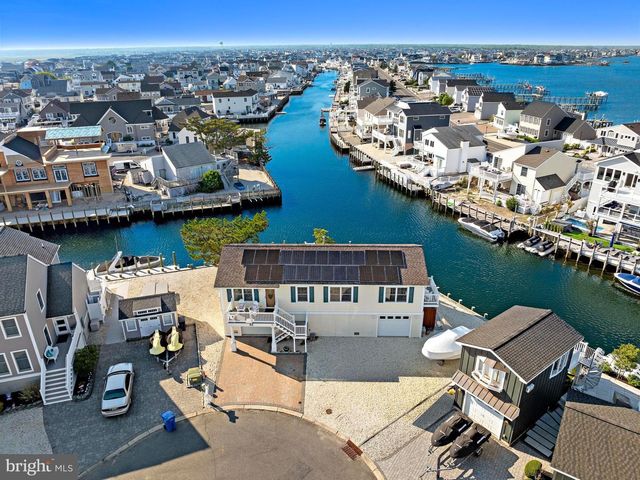 52 DIANE ROAD, Manahawkin, NJ 08050