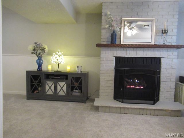 73 Foxcroft Drive, Hamburg, NY 14075