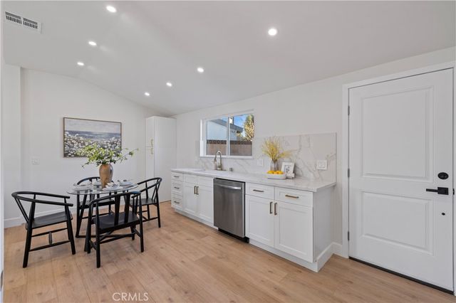 19017 Drycliff Street, Canyon Country, CA 91351