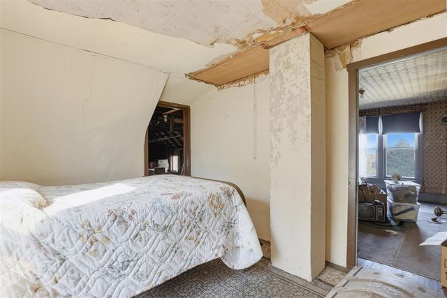 1765 W Fleck Road, Six Lakes, MI 48886