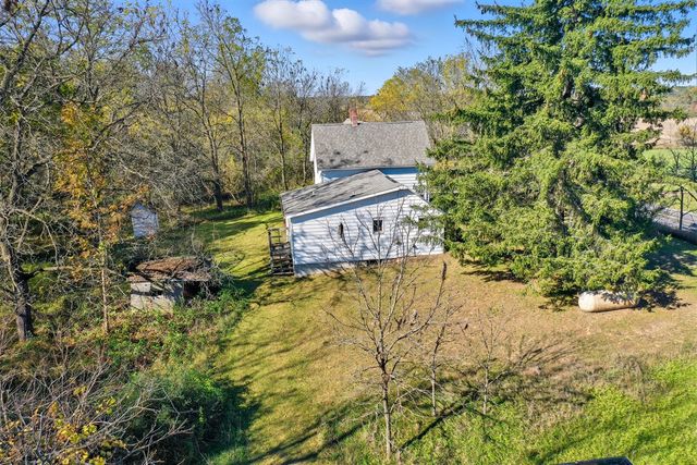 1765 W Fleck Road, Six Lakes, MI 48886