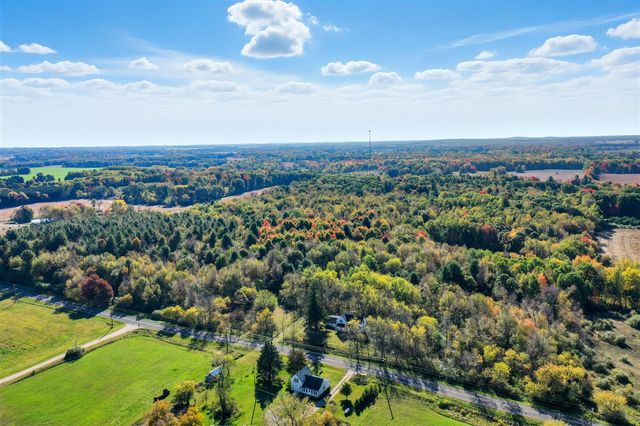 1765 W Fleck Road, Six Lakes, MI 48886
